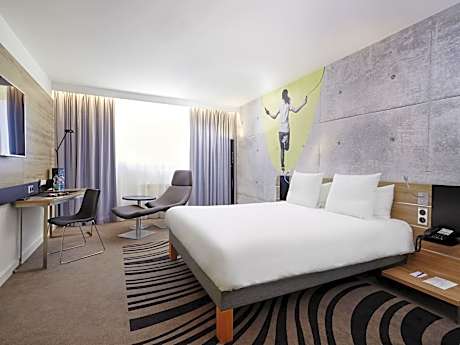 Executive Queen Room