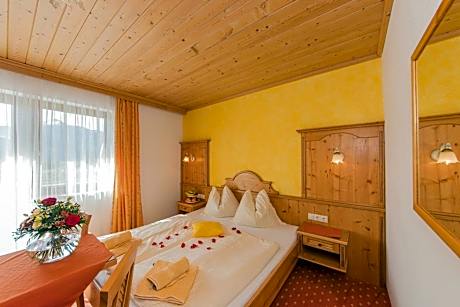 Double Room with Shower