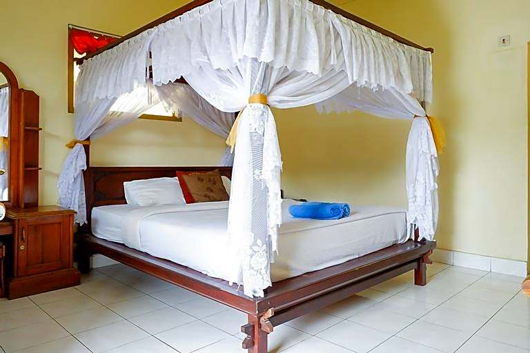 Hotel Segara & Restoran