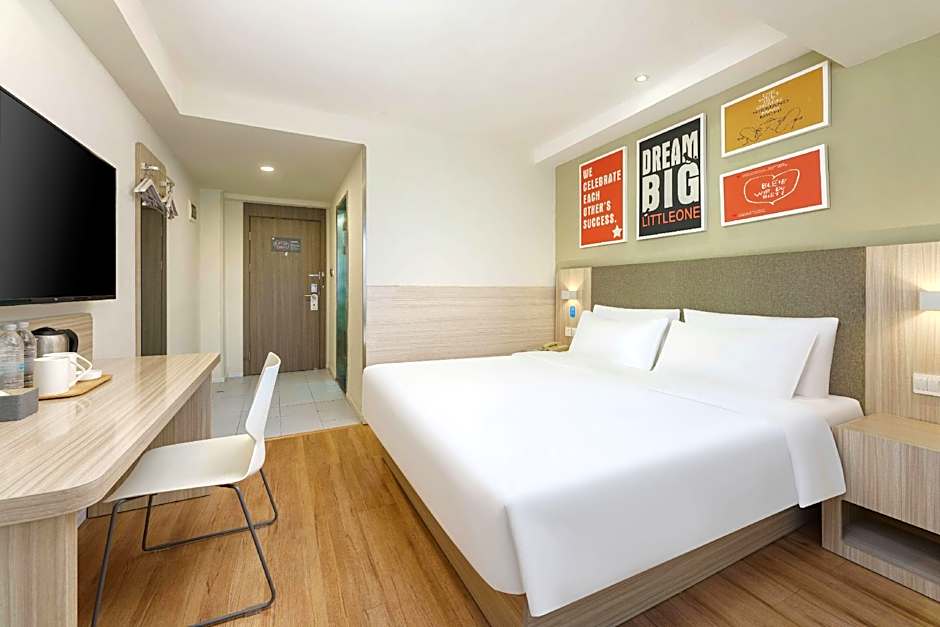 Hanting Hotel Dandong Railway Station