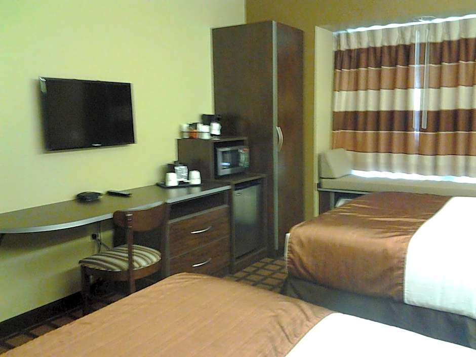 Microtel Inn & Suites By Wyndham Cotulla