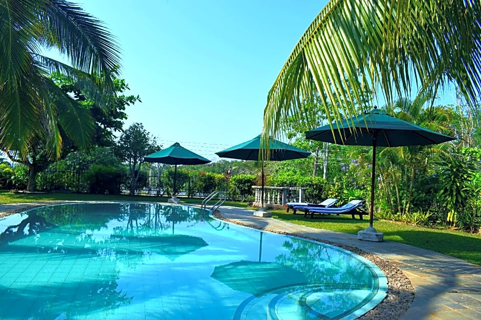 Asian Jewel Boutique Hotel