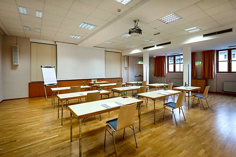 JUFA Hotel Kaprun - Summercard included