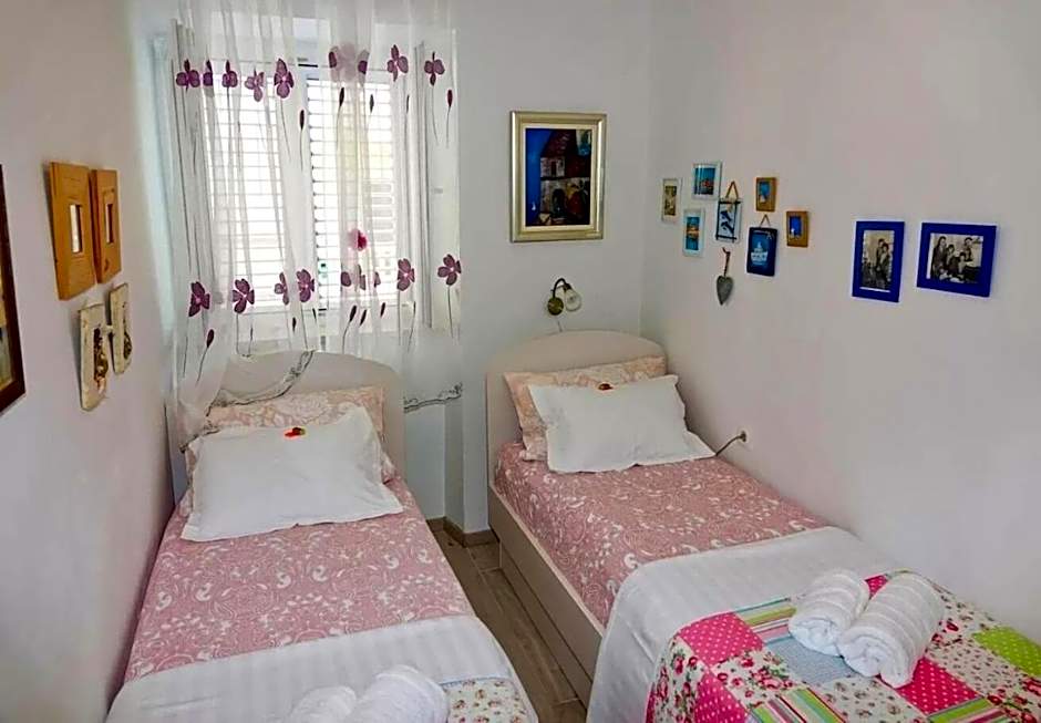 Apartment Ljubav