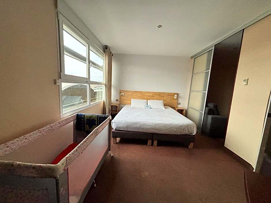 Kyriad Limoges Centre Gare - Atrium