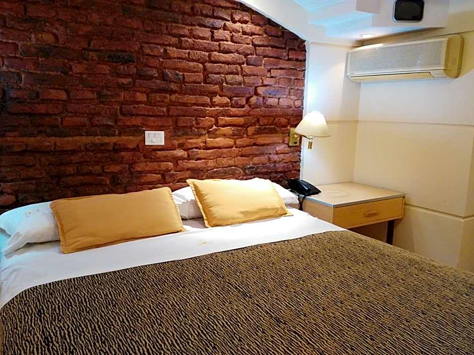 Hotel A&B Internacional