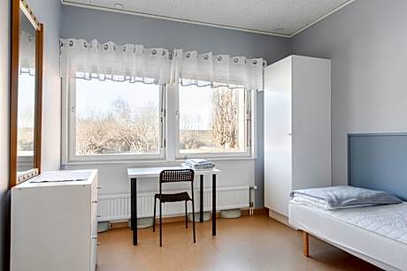 Single Room with Private Bathroom