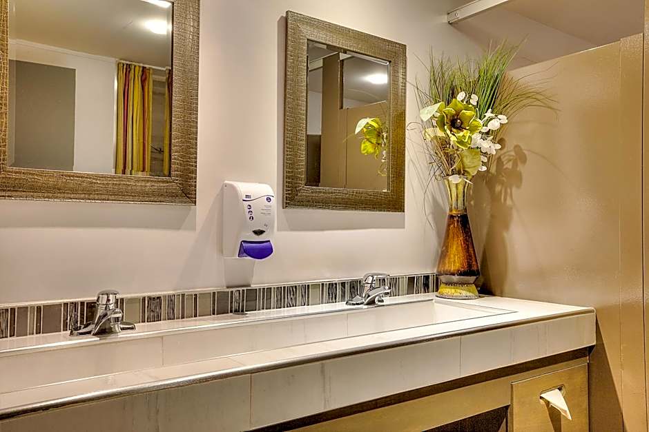 Hotel Et Motel Le Chateauguay