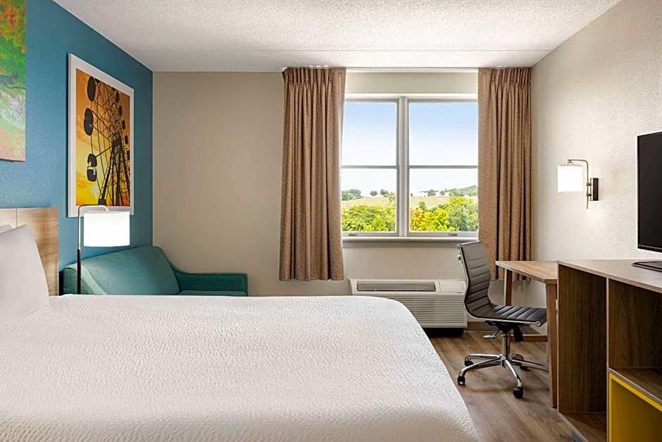 Days Inn by Wyndham Hershey