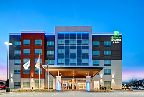 Holiday Inn Express & Suites Memorial – CityCentre, an IHG Hotel