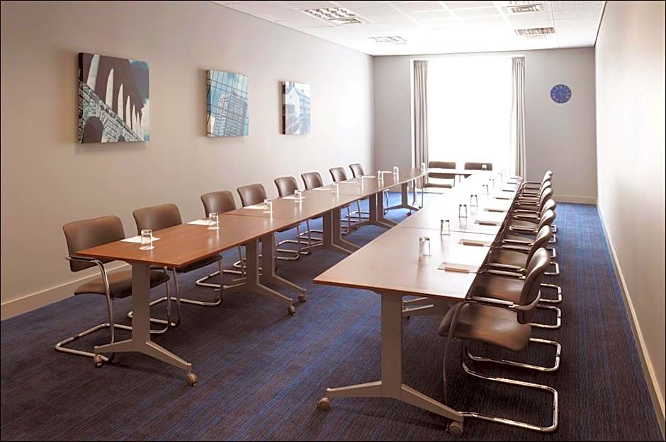 Holiday Inn Express Birmingham-Snow Hill By IHG