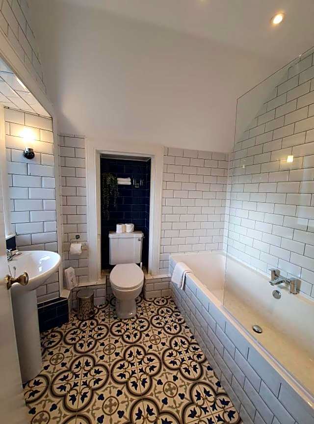 Achray House Restaurant with Rooms