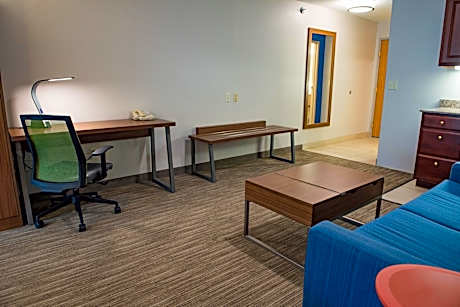 Queen Suite with Two Queen Beds