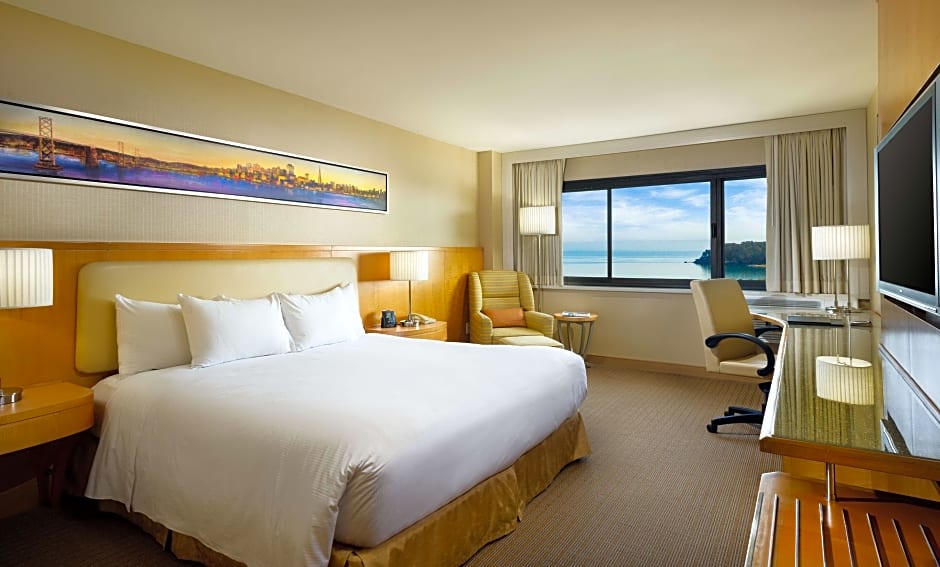 Photo 1 of 4 of Suite, Bay View