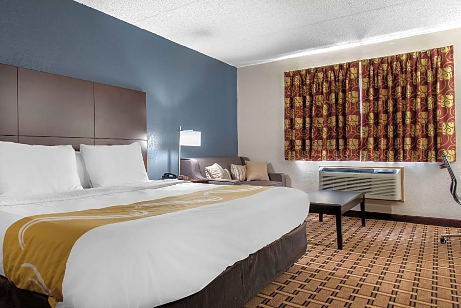 Quality Inn & Suites New Prague