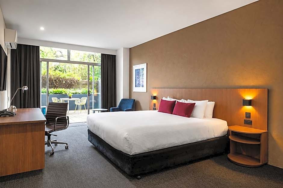 Mercure Sydney St Leonards