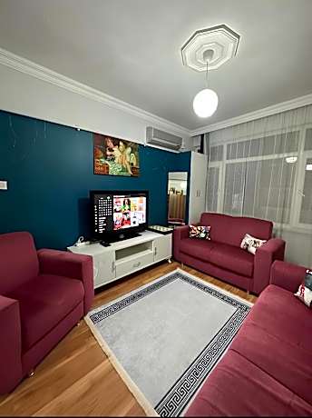 Kadikoy Holiday Home