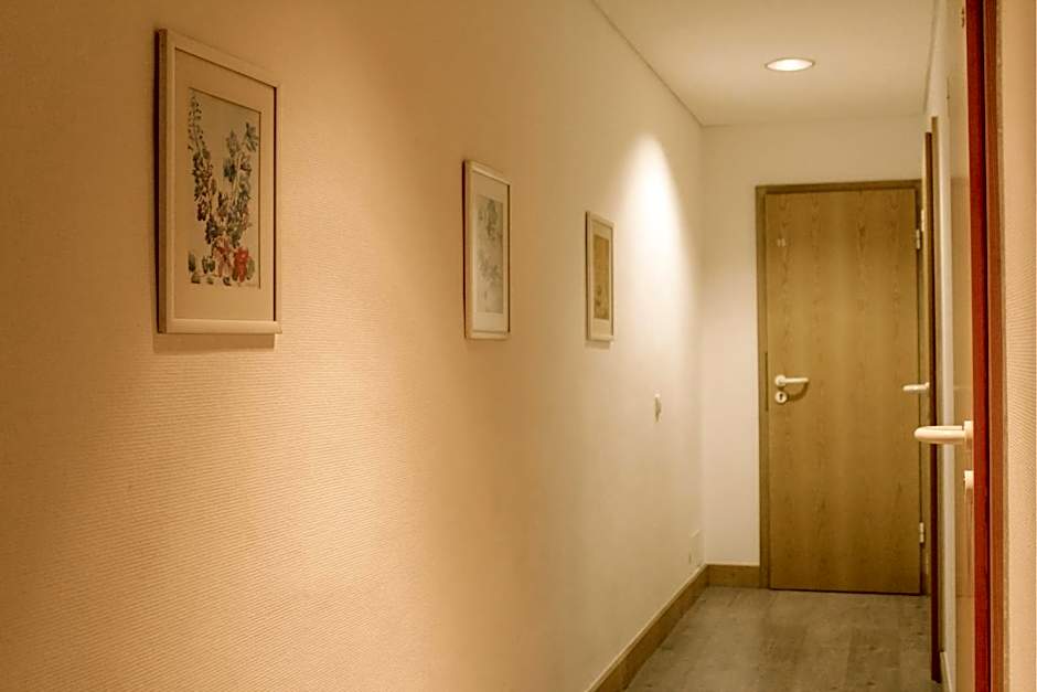 Hotel Moon
