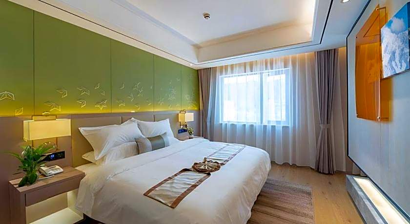 GreenTree Eastern Dali Railway Station Hotel