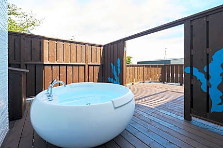 Little Seagull by SANA