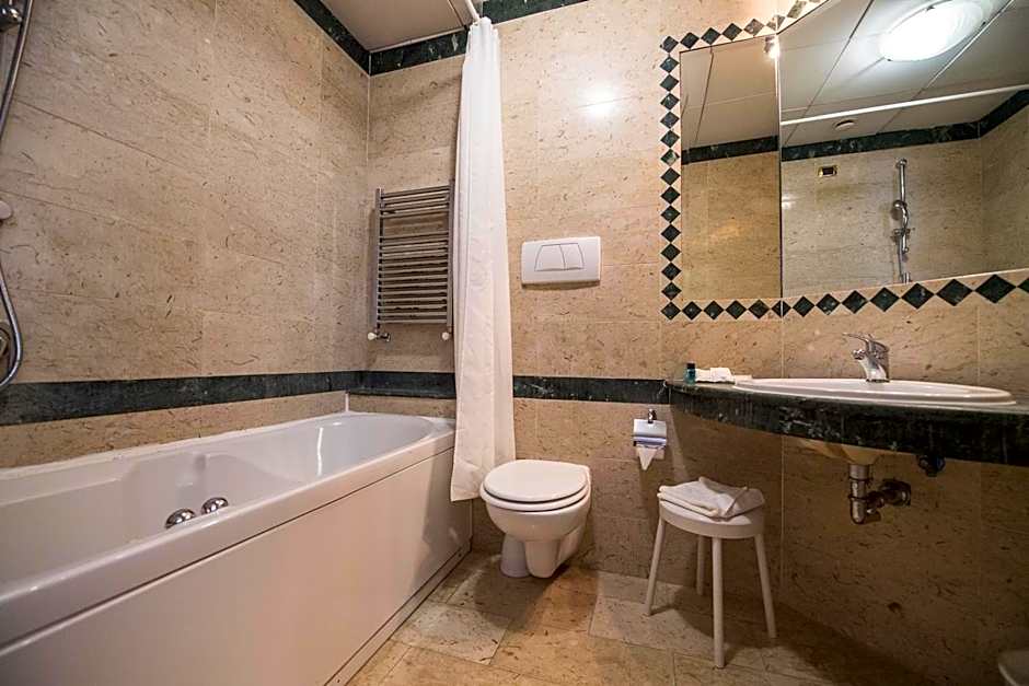 Quality Hotel Nova Domus