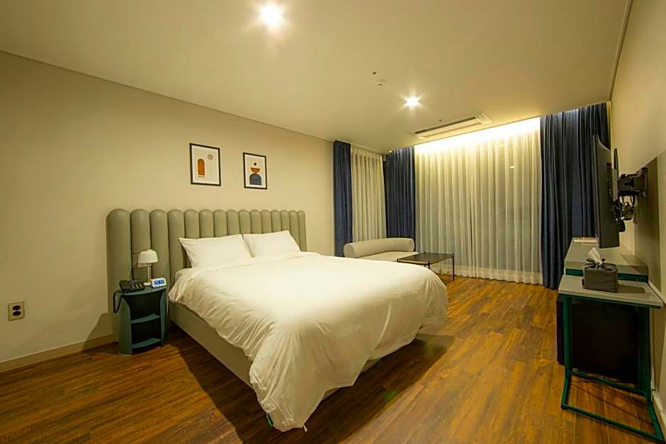 Hotel Seogwipean