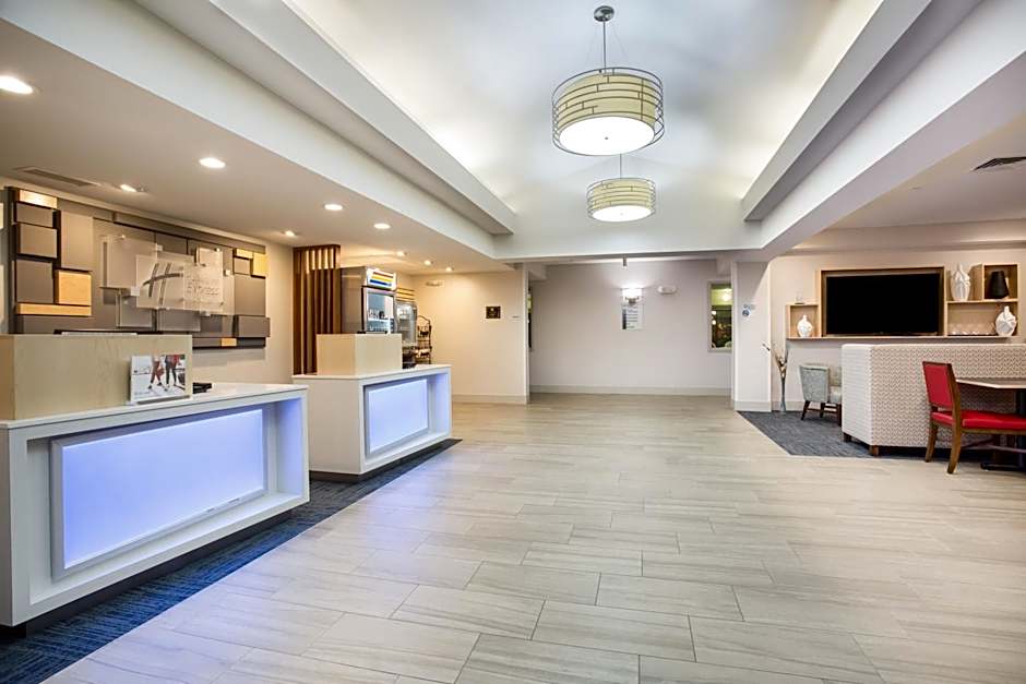 Holiday Inn Express Hotel & Suites Fort Collins By IHG