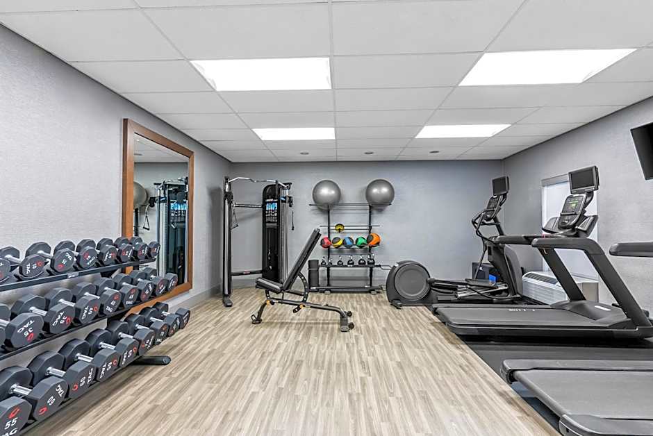 Hampton Inn & Suites Scottsburg