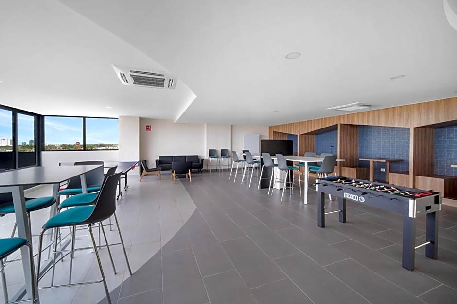 BALTIA Luxurious One Bedroom Ap