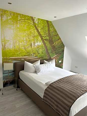 Single Room with Private Bathroom