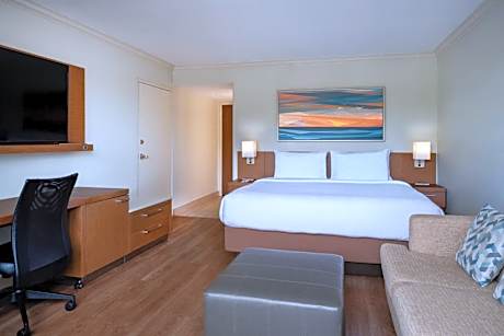 King Room with Balcony and Sofa Bed