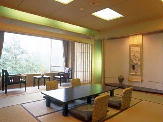 Enakyo Grand Hotel