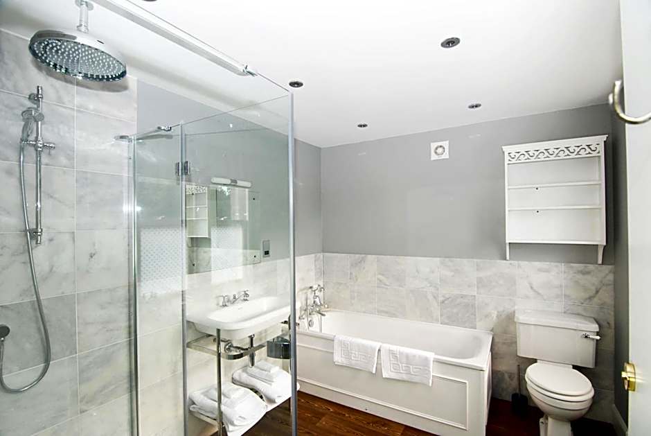 Meikleour Arms Hotel & Restaurant