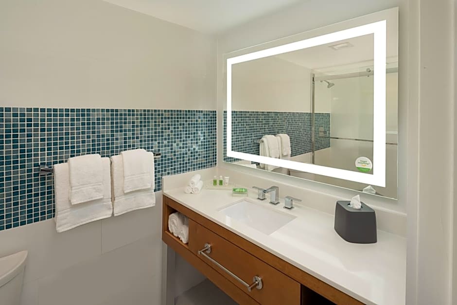 DoubleTree by Hilton Miami North I-95, FL