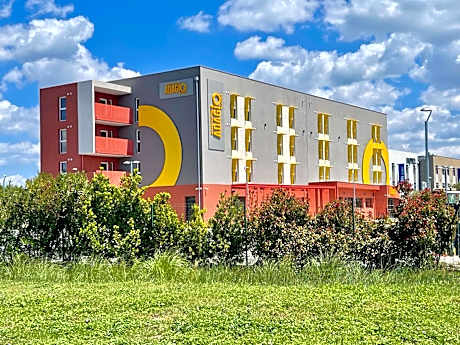 Aparthotel Adagio Access Porte de Camargue