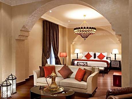 Palace Cataract Suite with One King Bed and Sitting Area - Nile View