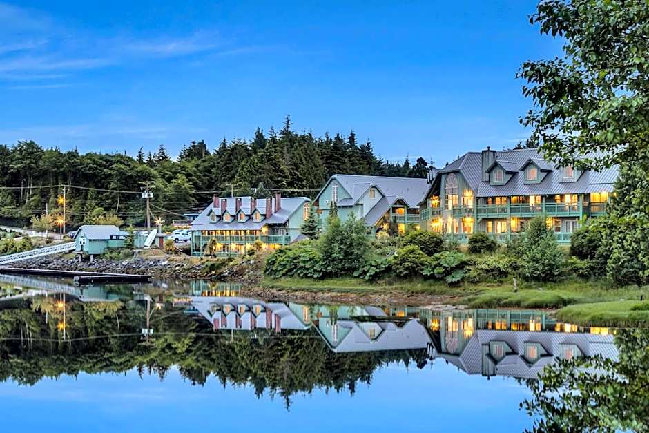 Canadian Princess Lodge & Marina