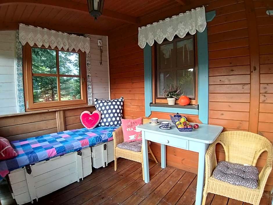 Domek na Skraju Wsi dostęp do jeziora UBLIK