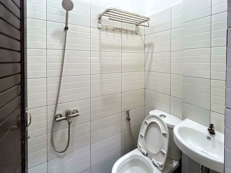 RedDoorz @ Rose House Simpang Pemda Medan Selayang