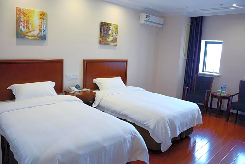 GreenTree Inn JiangSu WuXi YiXing East LongTan Road DongJiu Business Hotel