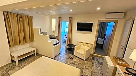 Double Room with Spa Bath
