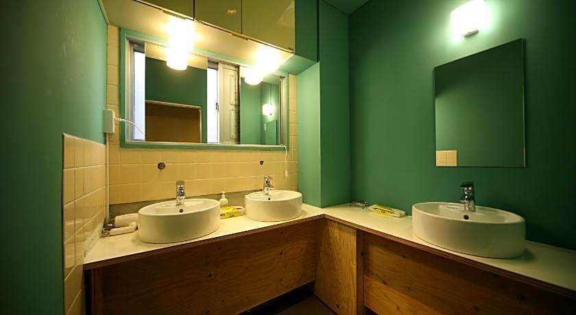 TRAVEL&BOOK HOTEL HULATONCABIN TAKAMATSU