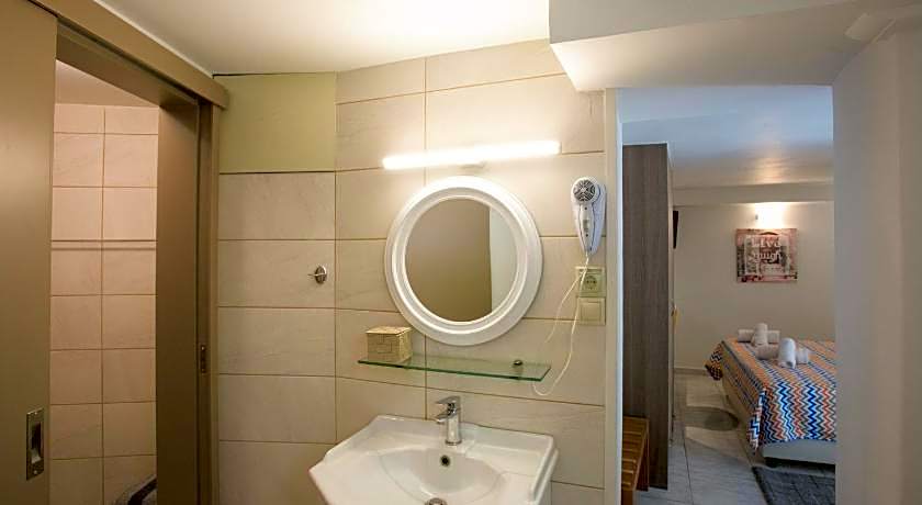 City Life Port Hotel 