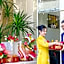 Le Centre Hotel