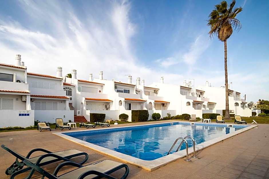 Oura Parque Apartamentos Turisticos