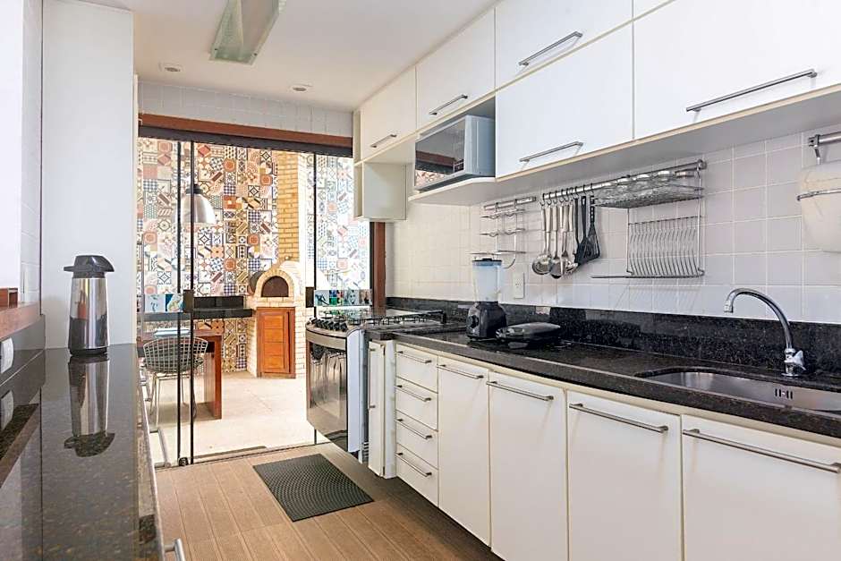 Bz65 Casa a 150 metros da praia com 4 suítes