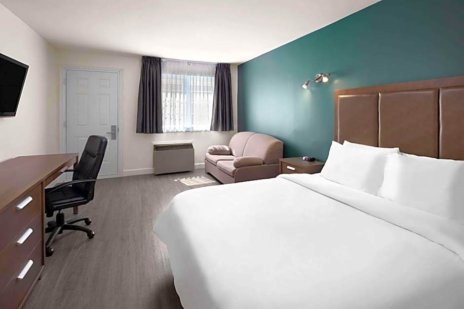 Travelodge by Wyndham Roberval