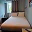 Kings Park Hotel