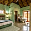 Zebula Golf and Wildlife Estate - Walk of the Eland Pax 12 - Moi Signature Luxury villa