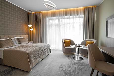 Superior Double or Twin Room with Treatment Package "Individual“